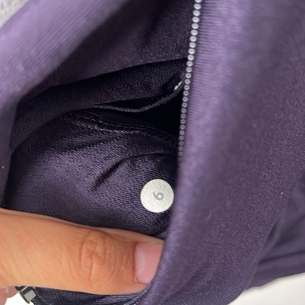 Lululemon Emerge Renewed Jacket Black Grape Zip Up Size 6 - Picture 6 of 9